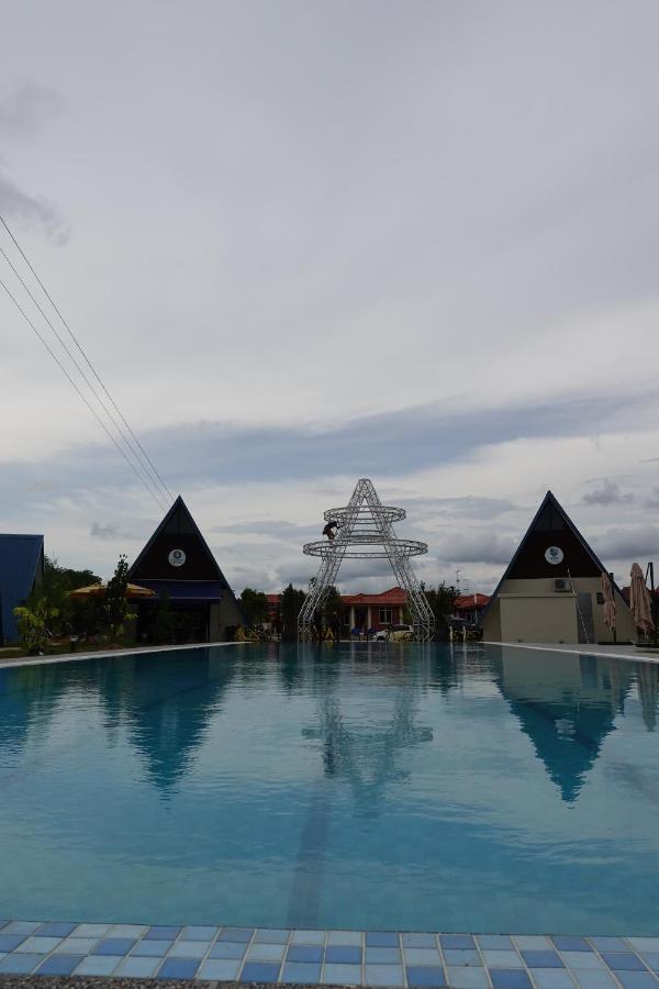 Senta Adventure Camp & Resort Minyak Beku 外观 照片