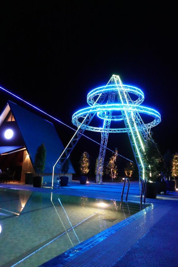 Senta Adventure Camp & Resort Minyak Beku 外观 照片